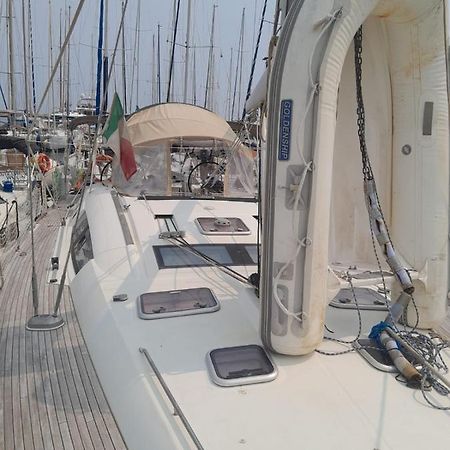 Private Room On Sailing Yacht 'Victoire' Marzamemi Eksteriør bilde