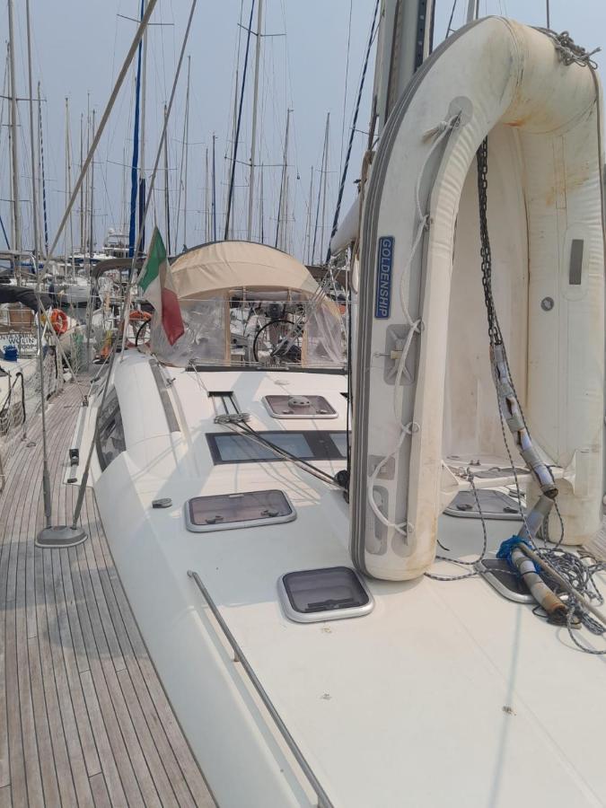 Private Room On Sailing Yacht 'Victoire' Marzamemi Eksteriør bilde
