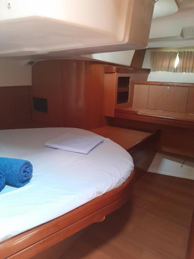 Private Room On Sailing Yacht 'Victoire' Marzamemi Eksteriør bilde